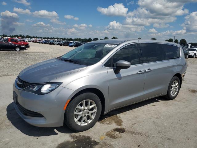 2020 Chrysler Voyager Lx