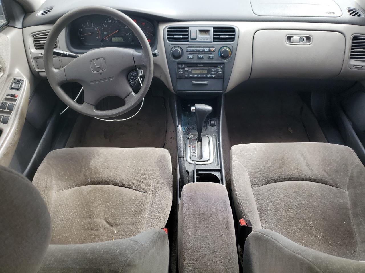 2001 Honda Accord Lx VIN: 1HGCG56461A011517 Lot: 60910445