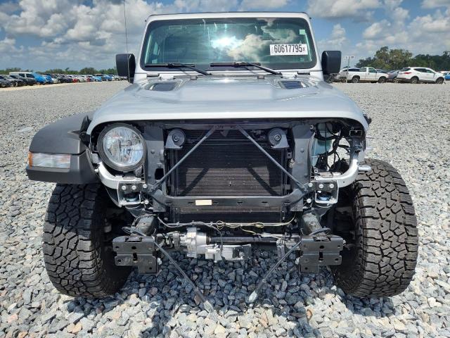  JEEP GLADIATOR 2023 Srebrny