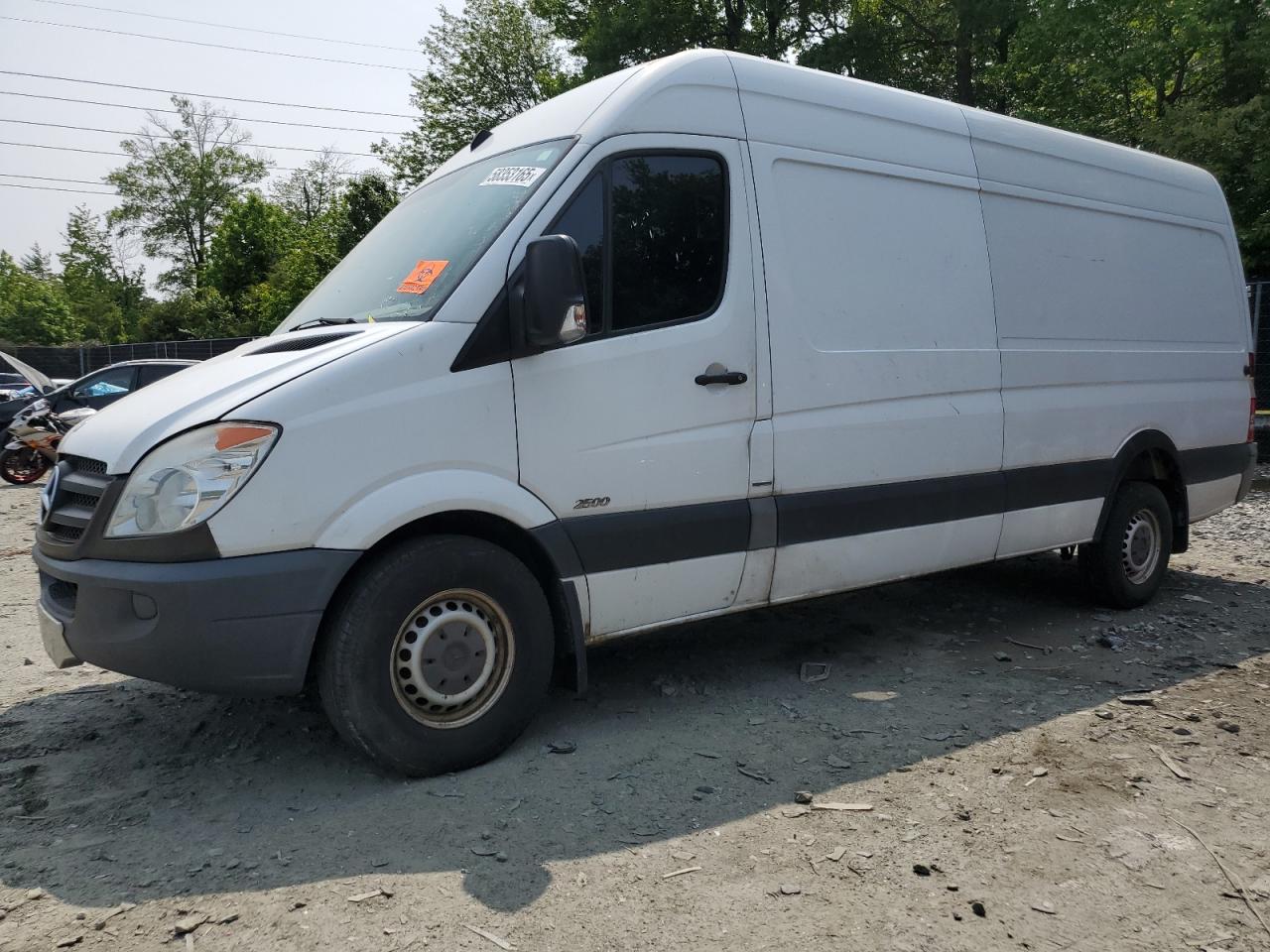 2013 Mercedes-Benz Sprinter 2500 на продаже в Waldorf, MD - All Over