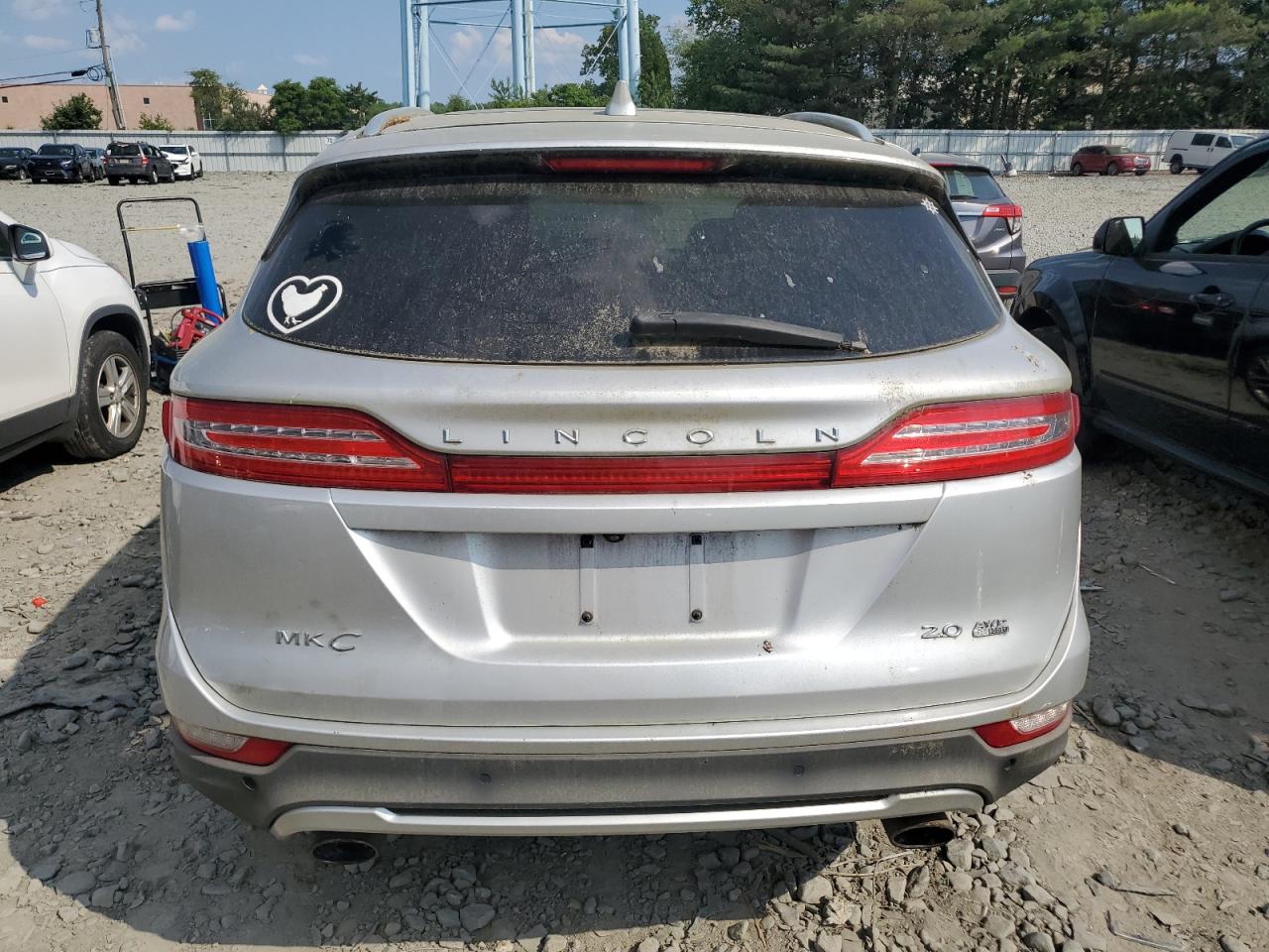 2016 Lincoln Mkc Reserve VIN: 5LMCJ3D90GUJ04942 Lot: 62164015