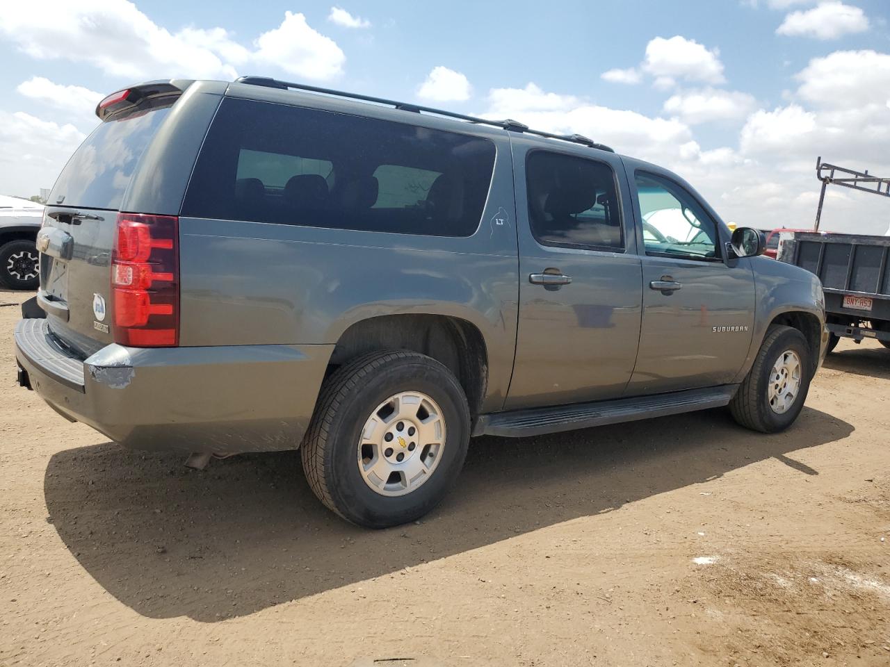 2011 Chevrolet Suburban K1500 Lt VIN: 1GNSKJE39BR173677 Lot: 61867245