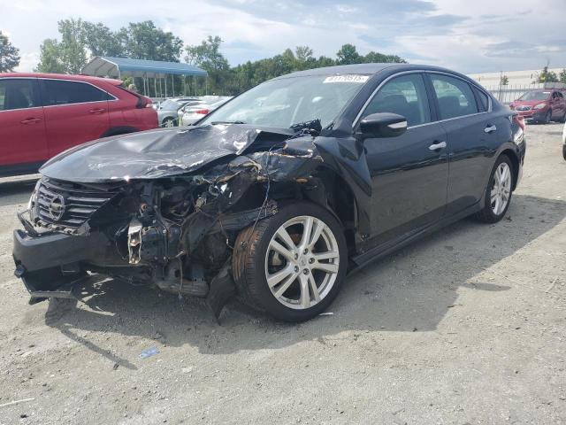  NISSAN ALTIMA 2017 Czarny