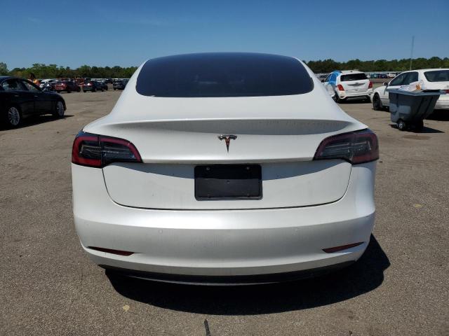  TESLA MODEL 3 2021 Biały