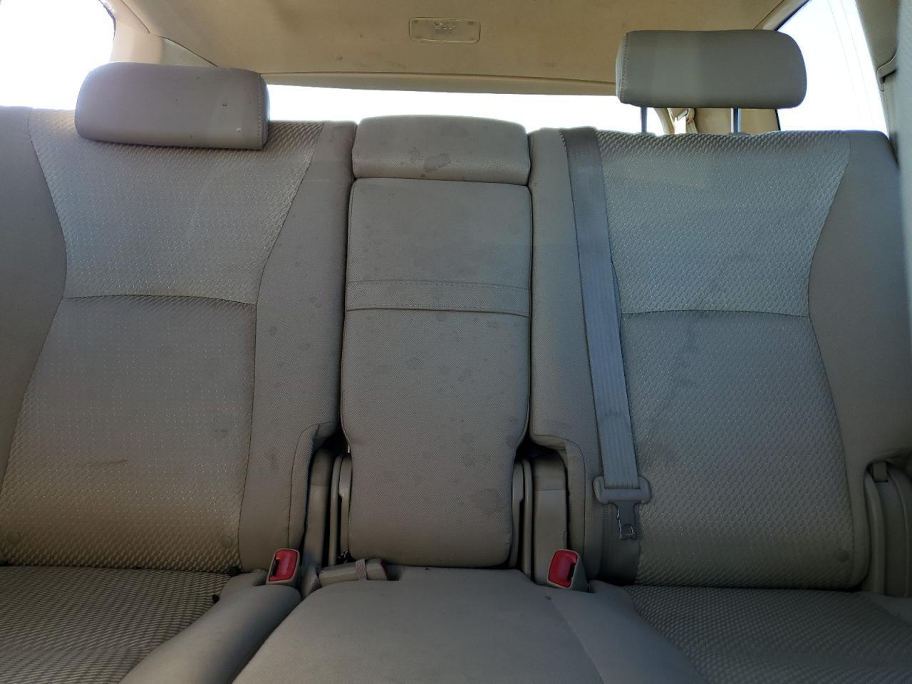 2005 Toyota Highlander Limited VIN: JTEEP21AX50111792 Lot: 61469855