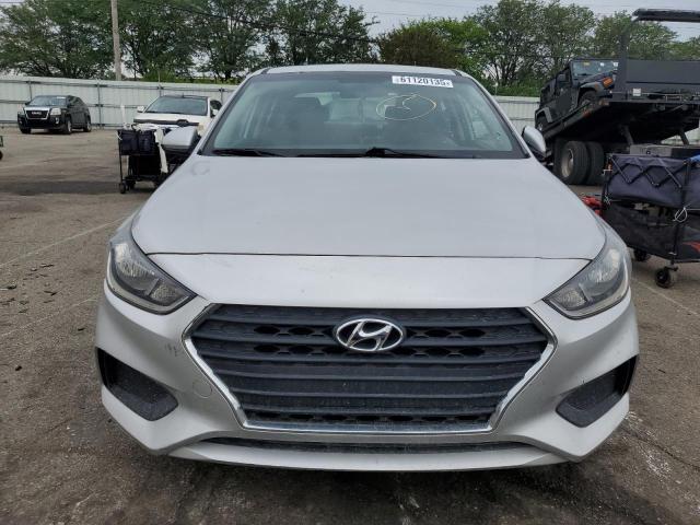  HYUNDAI ACCENT 2018 Srebrny