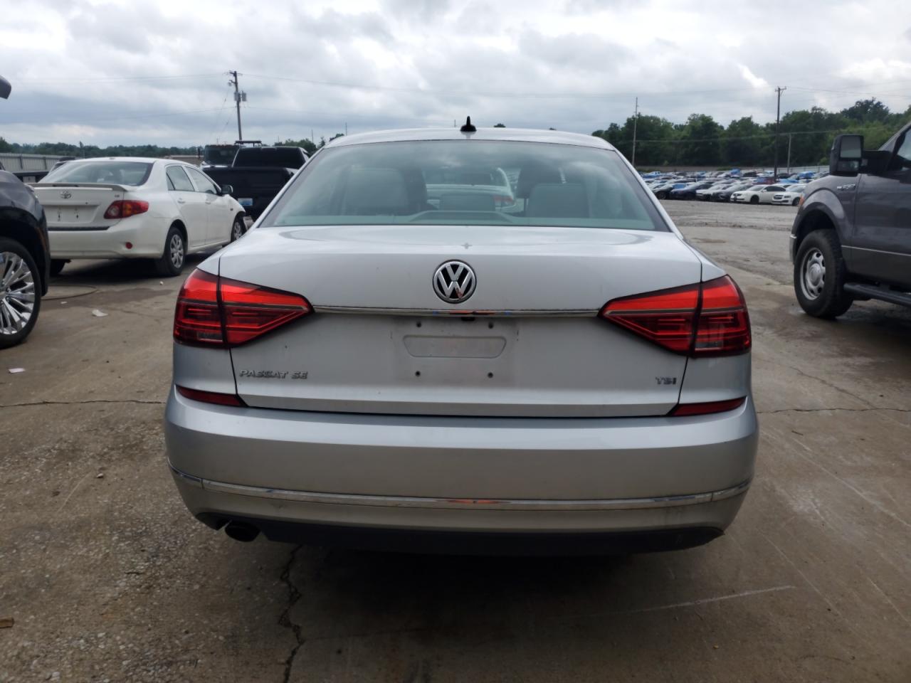 2016 Volkswagen Passat Se VIN: 1VWBT7A31GC026128 Lot: 60978165