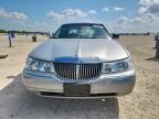 2000 Lincoln Town Car Signature for Sale in New Braunfels, TX - Side