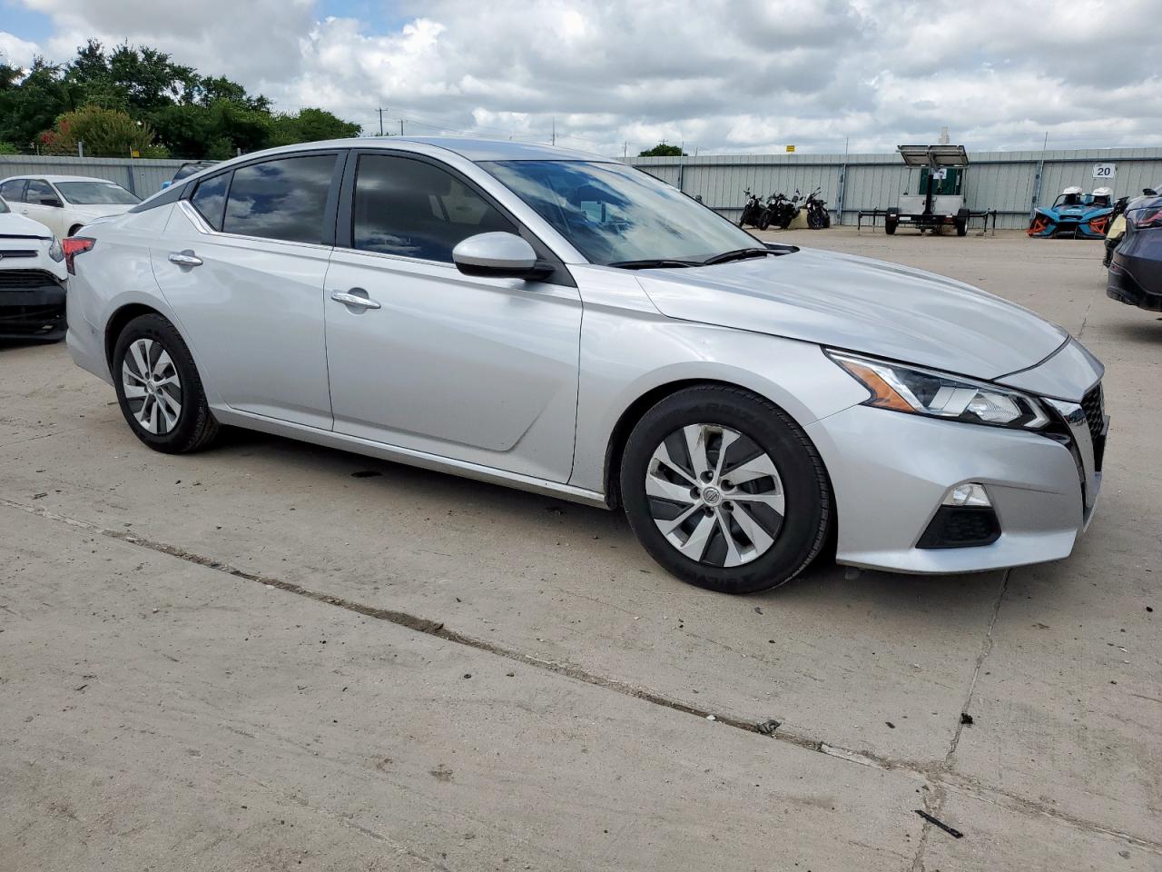 NISSAN ALTIMA 2020 VIN 1N4BL4BV5LC256529 photo 4