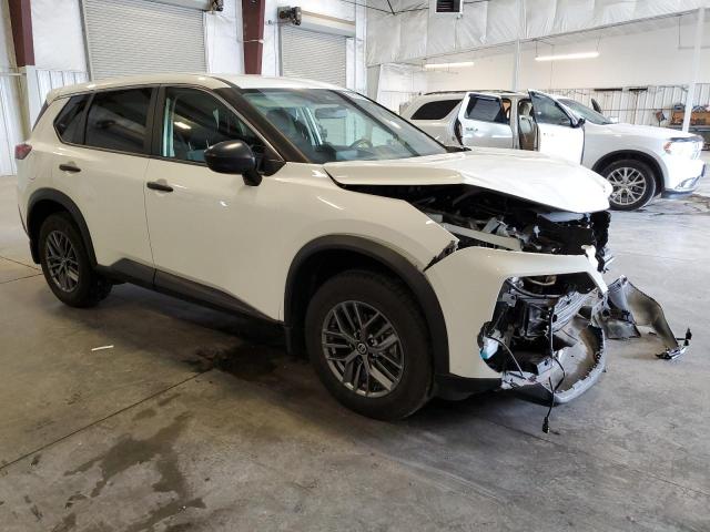  NISSAN ROGUE 2021 Белы