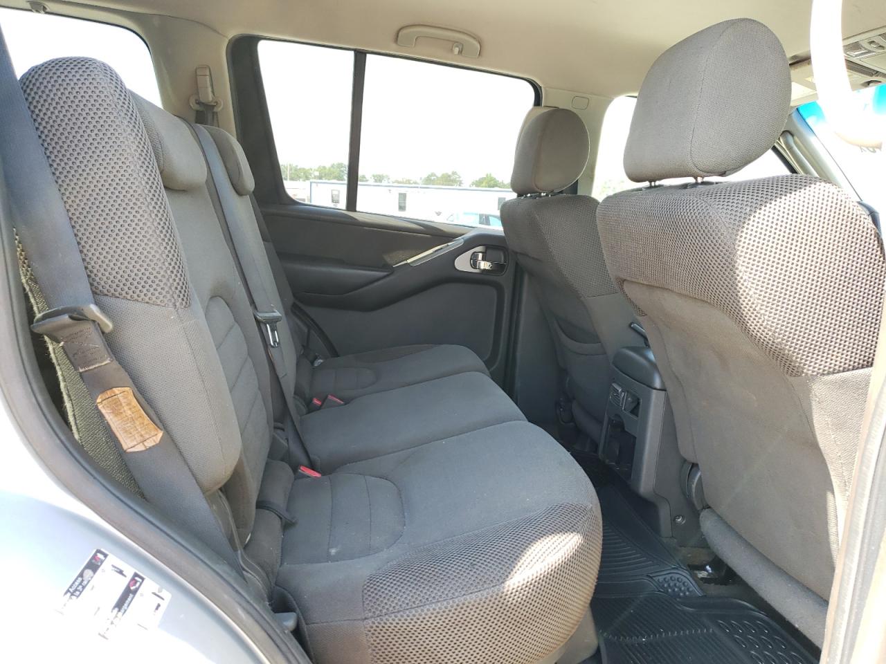 2005 Nissan Pathfinder Le VIN: 5N1AR18U15C786965 Lot: 61383615