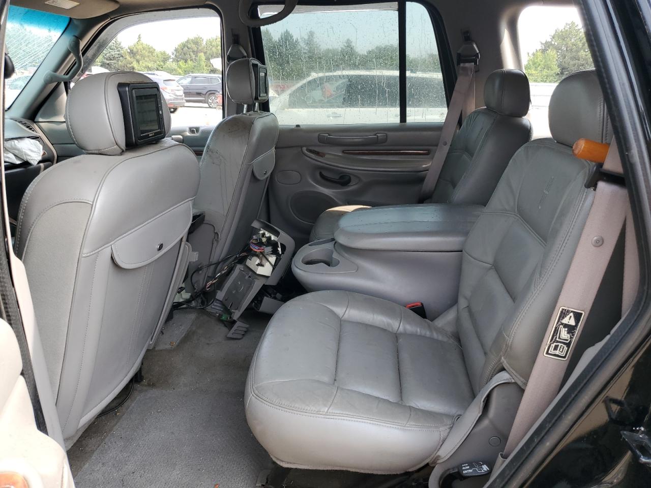 2001 Lincoln Navigator VIN: 5LMFU28R31LJ27623 Lot: 60527315