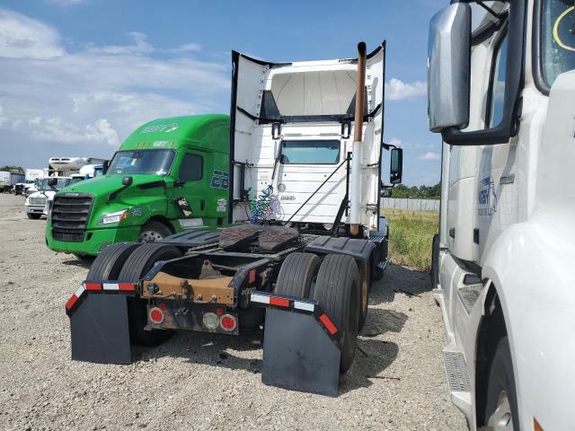 2016 VOLVO VN VNL