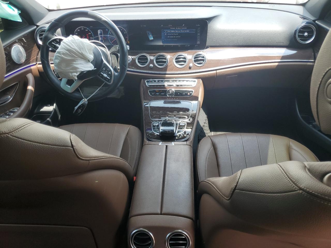 2019 Mercedes-Benz E 300 VIN: WDDZF4JB8KA645219 Lot: 59702515