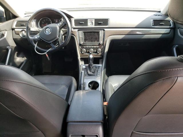  VOLKSWAGEN PASSAT 2017 Gray