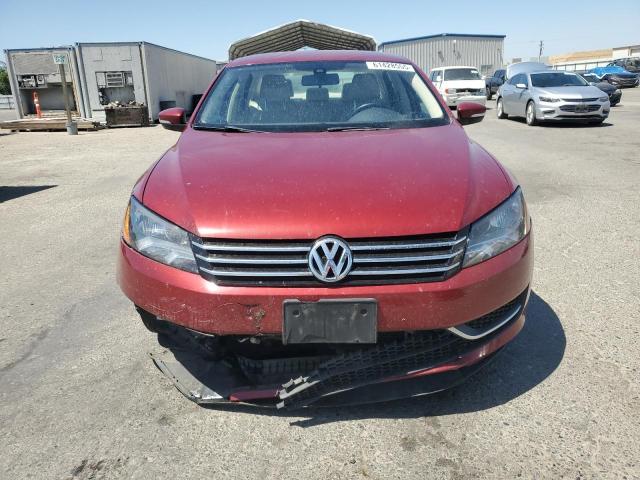  VOLKSWAGEN PASSAT 2015 Czerwony