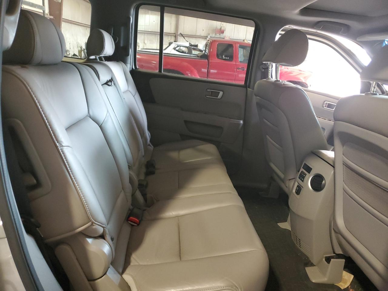 2011 Honda Pilot Exl VIN: 5FNYF4H53BB049318 Lot: 60914595