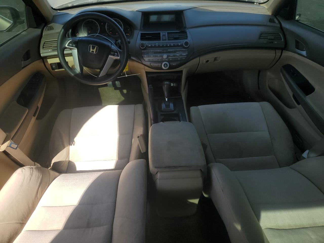 2010 Honda Accord Lxp VIN: 1HGCP2F48AA154192 Lot: 62785375