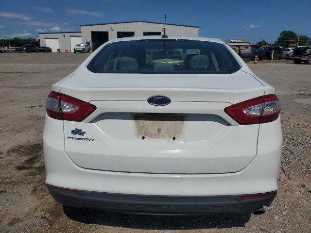  FORD FUSION 2016 Белы