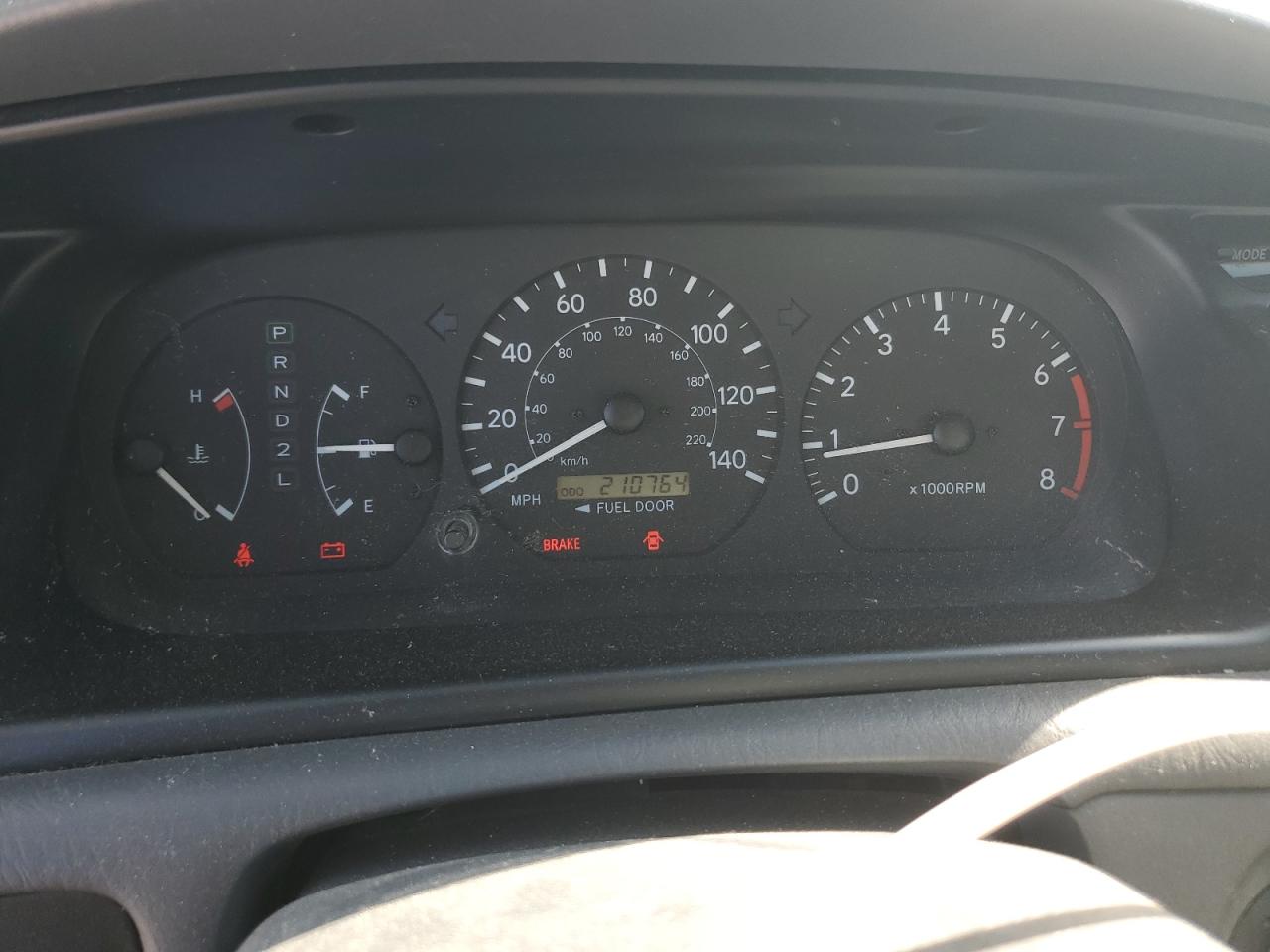 2000 Toyota Camry Ce VIN: JT2BG22K0Y0515261 Lot: 61638685