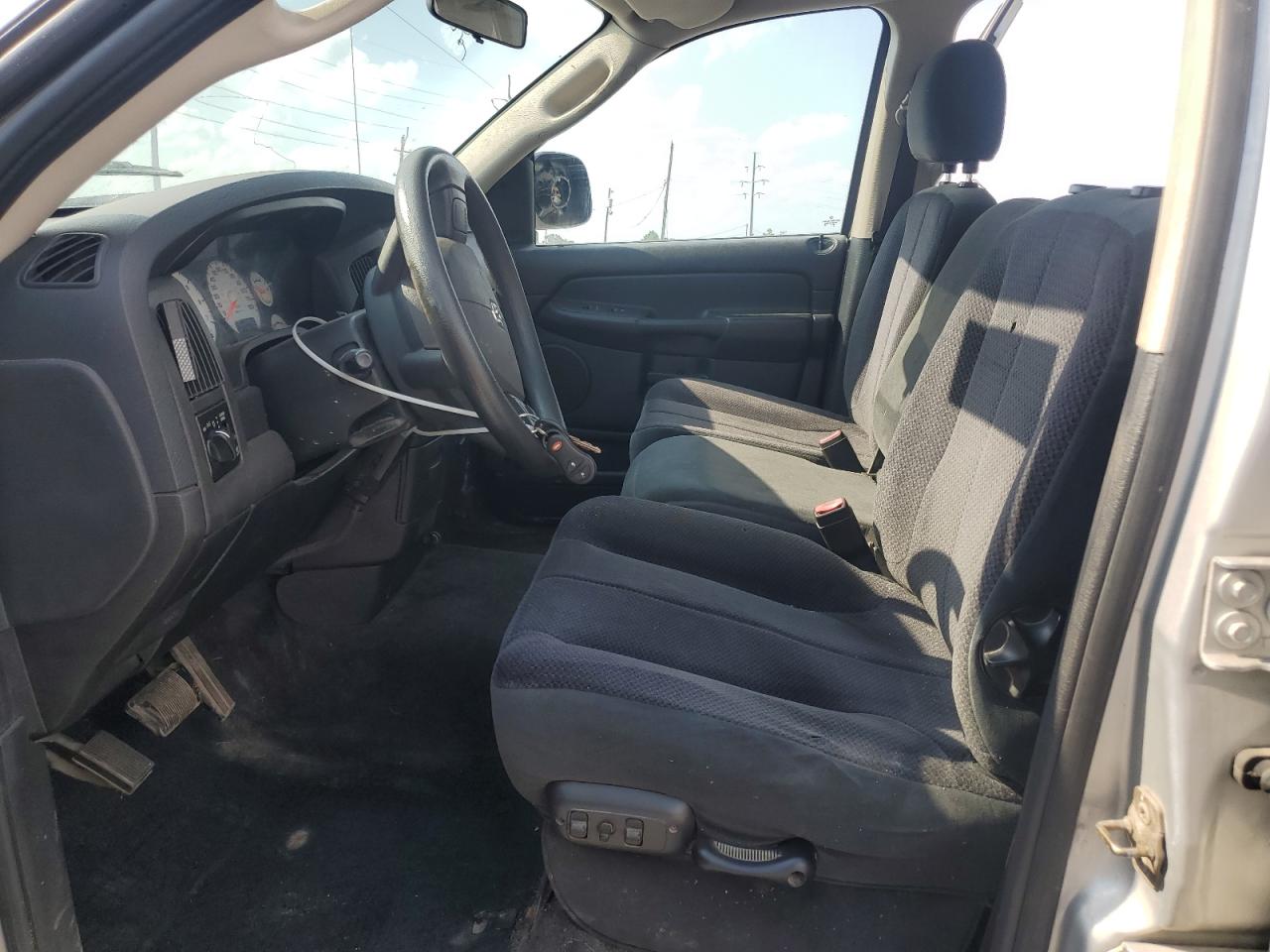 2005 Dodge Ram 1500 St VIN: 1D7HA18N05J590200 Lot: 62542035