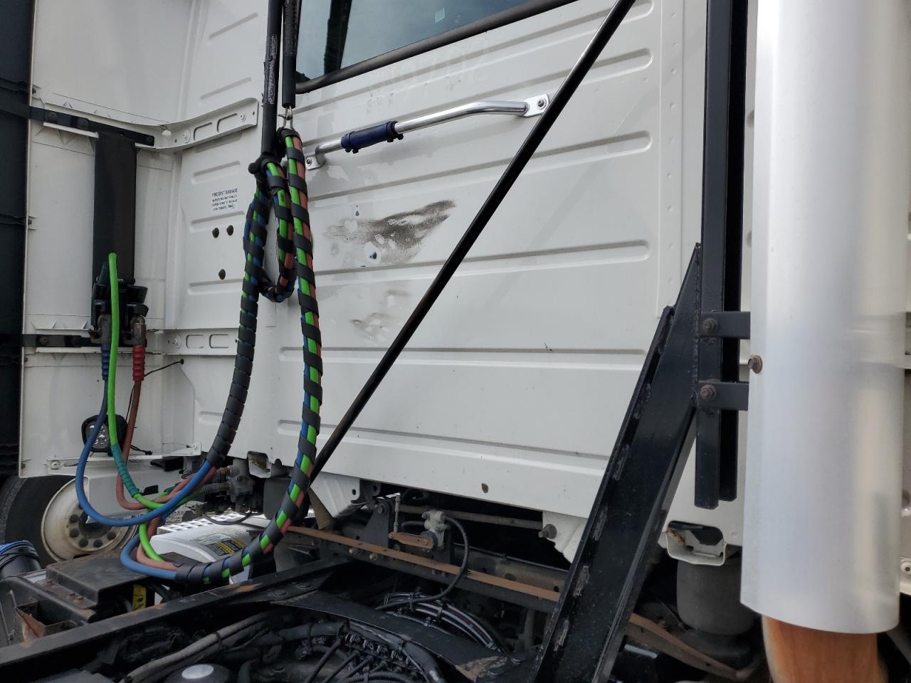 2017 Volvo Vnl Semi Truck VIN: 4V4N39TG8HN988058 Lot: 60454135