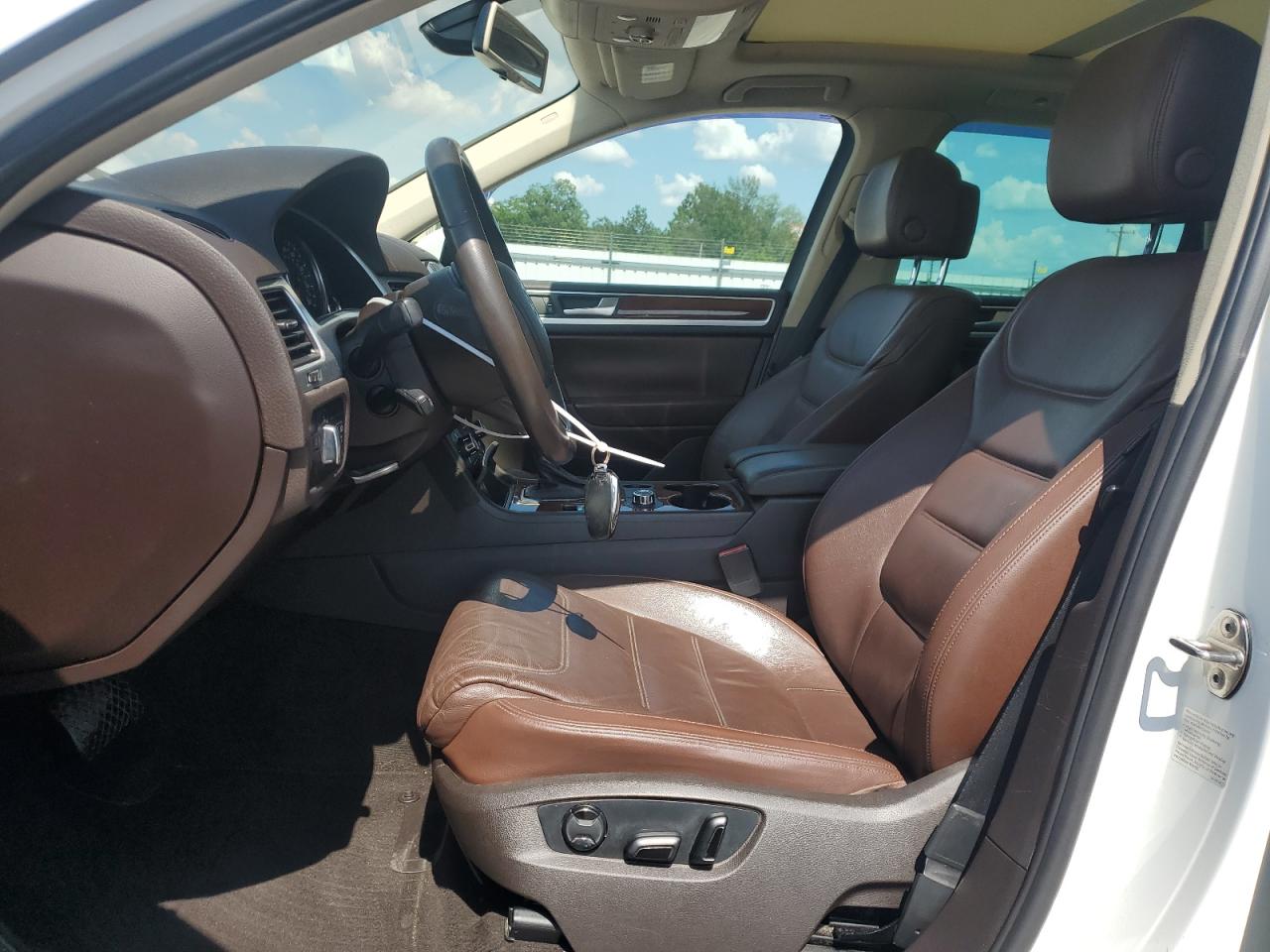 2013 Volkswagen Touareg V6 Tdi VIN: WVGEP9BP0DD000767 Lot: 61972725
