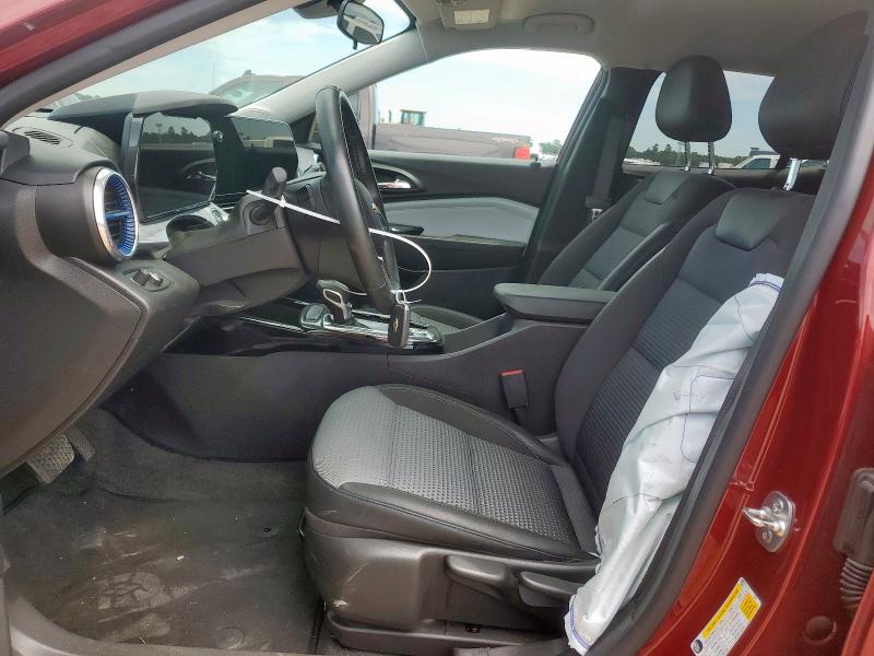  CHEVROLET TRAX 2024 Czerwony