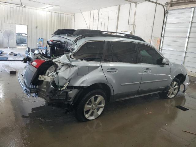  SUBARU OUTBACK 2014 Srebrny