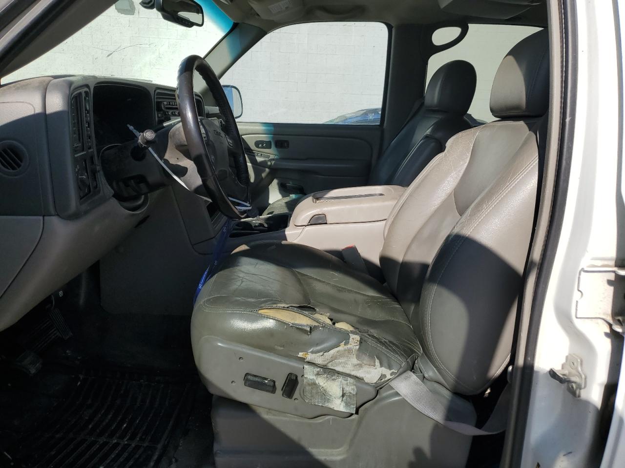 2005 GMC Yukon VIN: 1GKEK13T65J239134 Lot: 59302555
