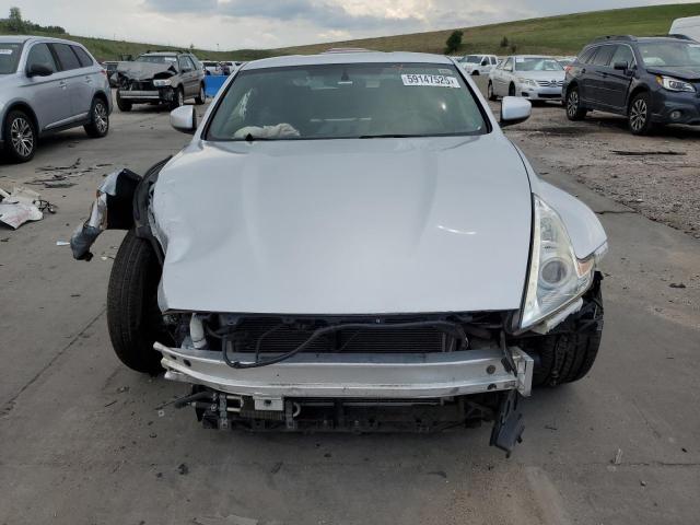 Coupet NISSAN 370Z 2017 Silver