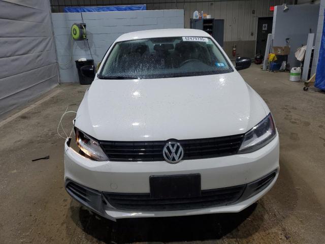  VOLKSWAGEN JETTA 2013 Белы