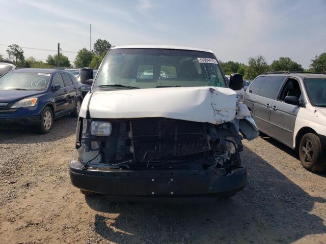  GMC SAVANA 2016 Biały