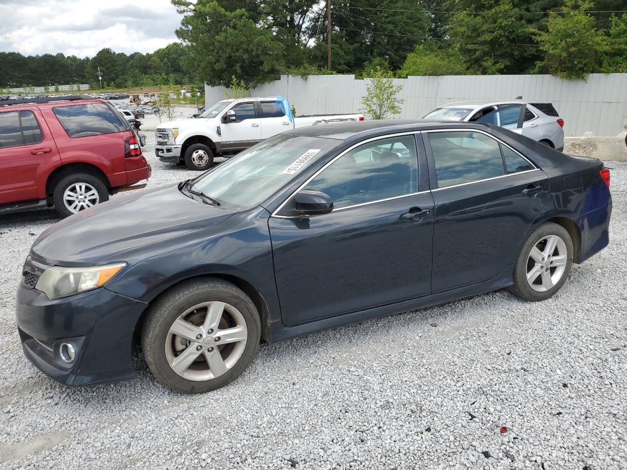 2014 Toyota Camry L for Sale in Fairburn, GA - Front End