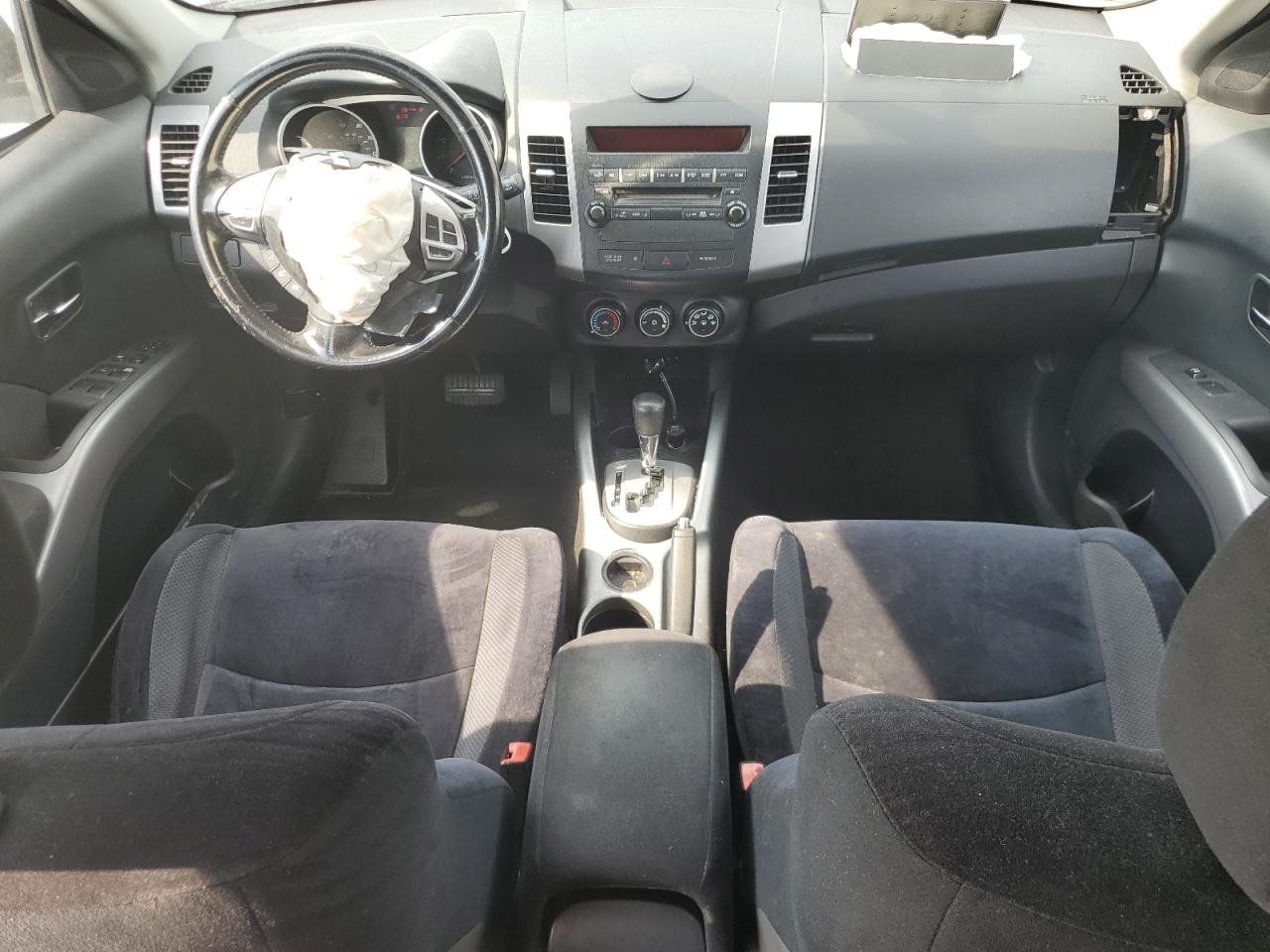 2010 Mitsubishi Outlander Es VIN: JA4AS2AW1AZ010945 Lot: 62501435