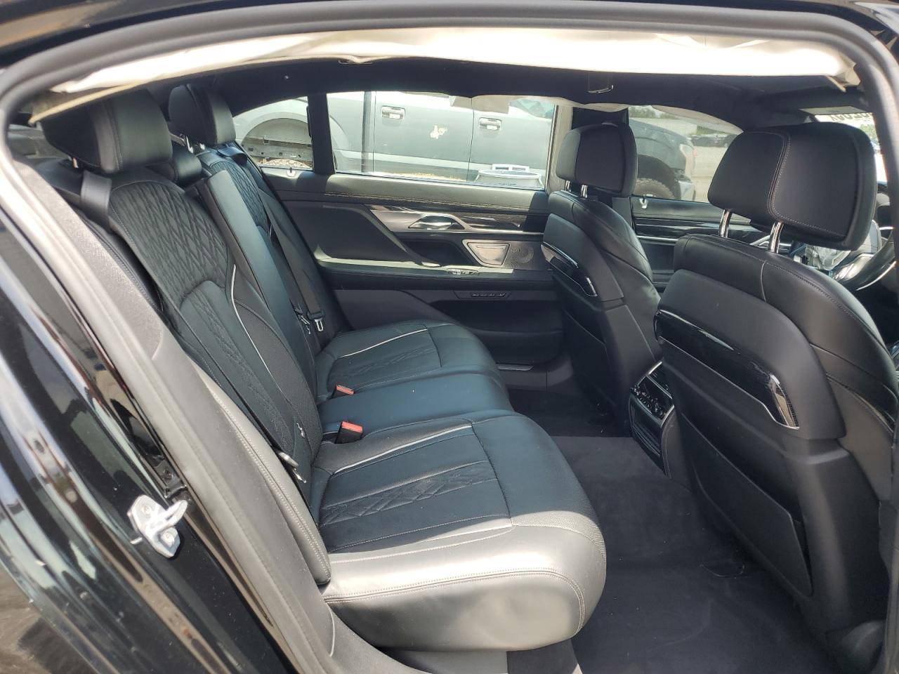 2019 BMW 750 Xi VIN: WBA7F2C55KB240701 Lot: 61533285