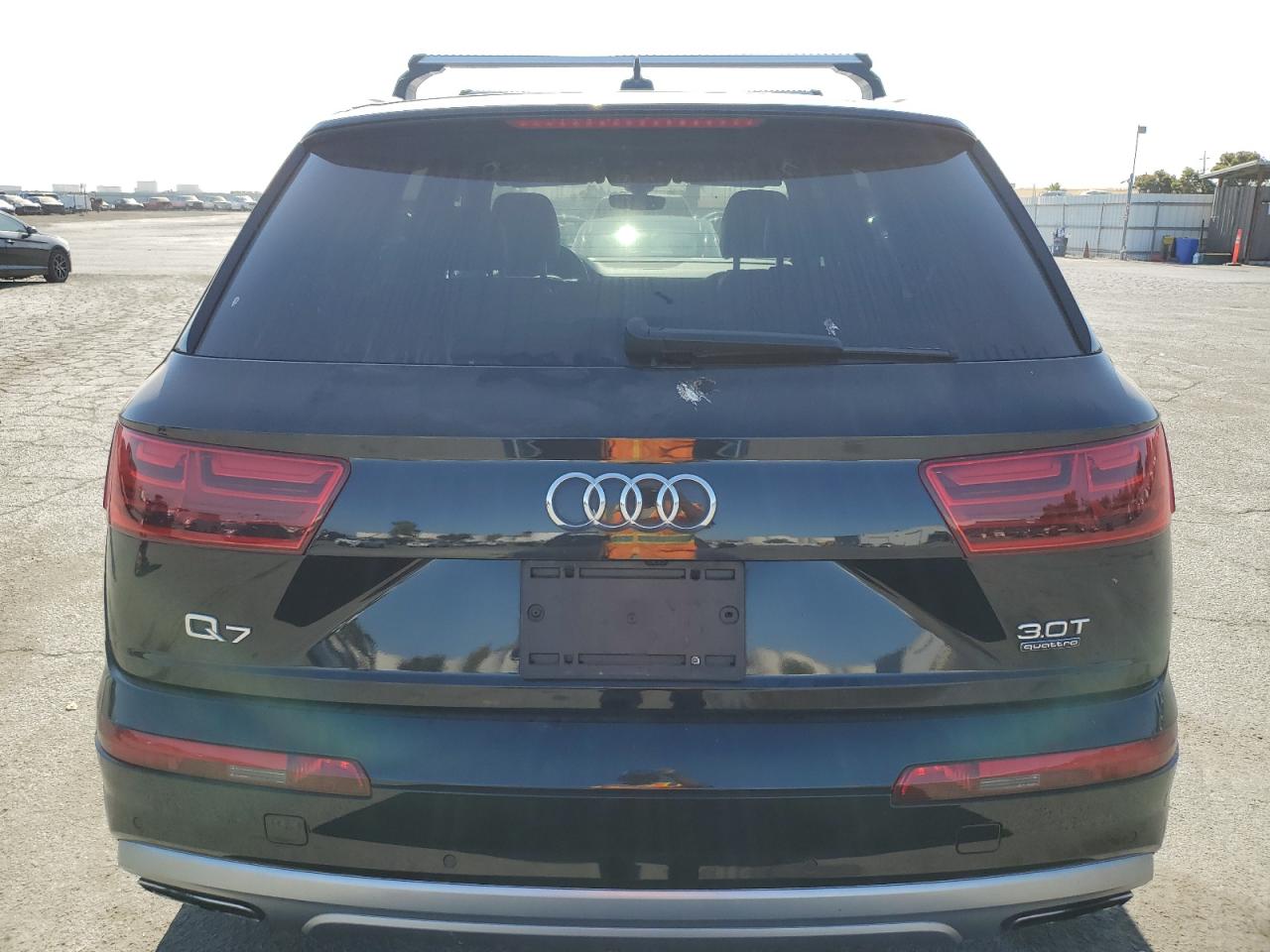 2017 Audi Q7 Premium Plus VIN: WA1LAAF78HD023996 Lot: 62848165