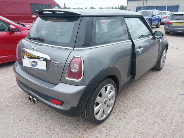 2009 MINI COOPER S