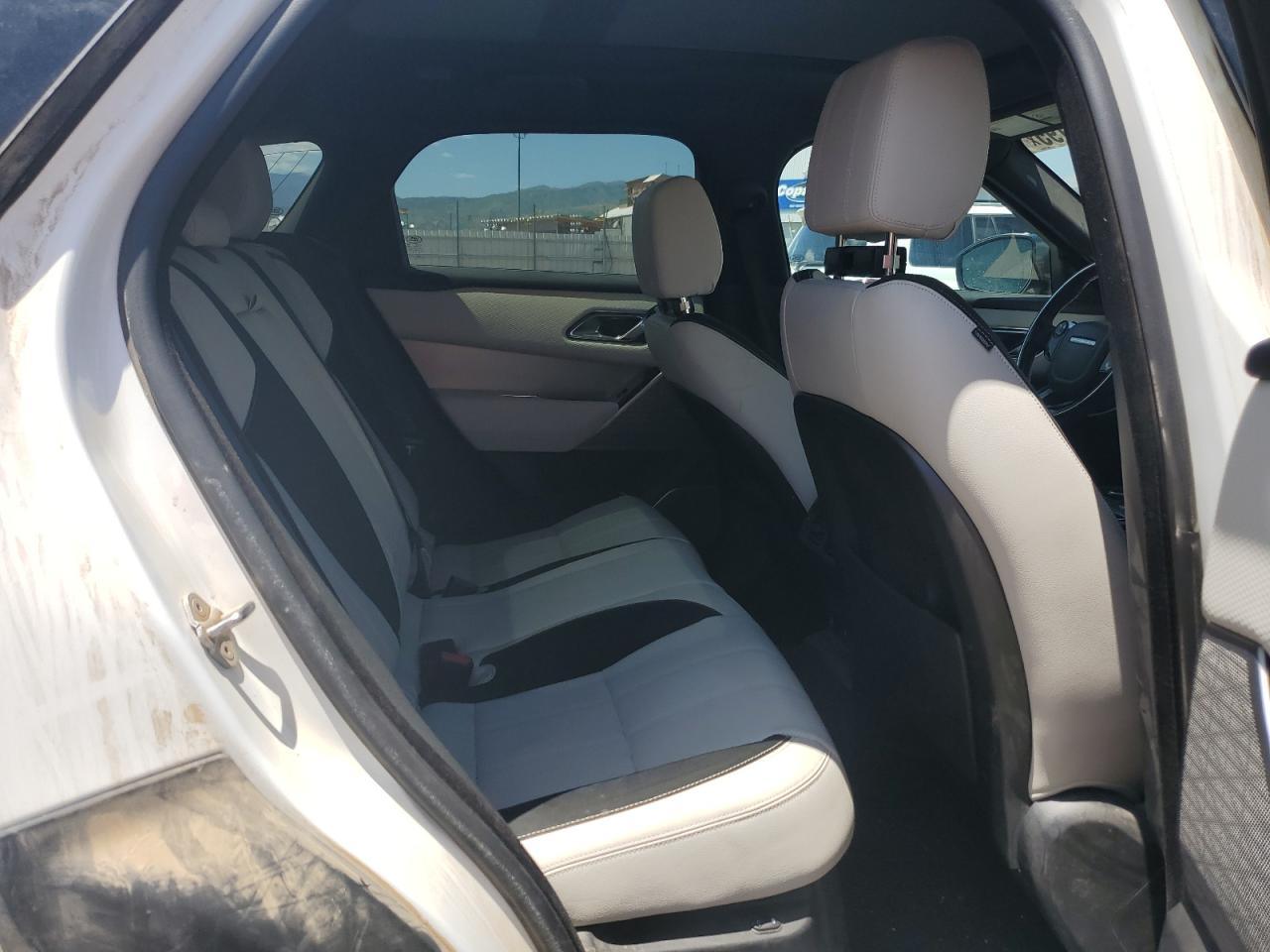 2018 Land Rover Range Rover Velar R-Dynamic Se VIN: SALYL2RV2JA748998 Lot: 62184195