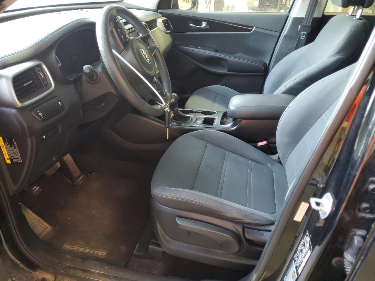 2016 Kia Sorento Lx VIN: 5XYPGDA57GG175619 Lot: 61808525
