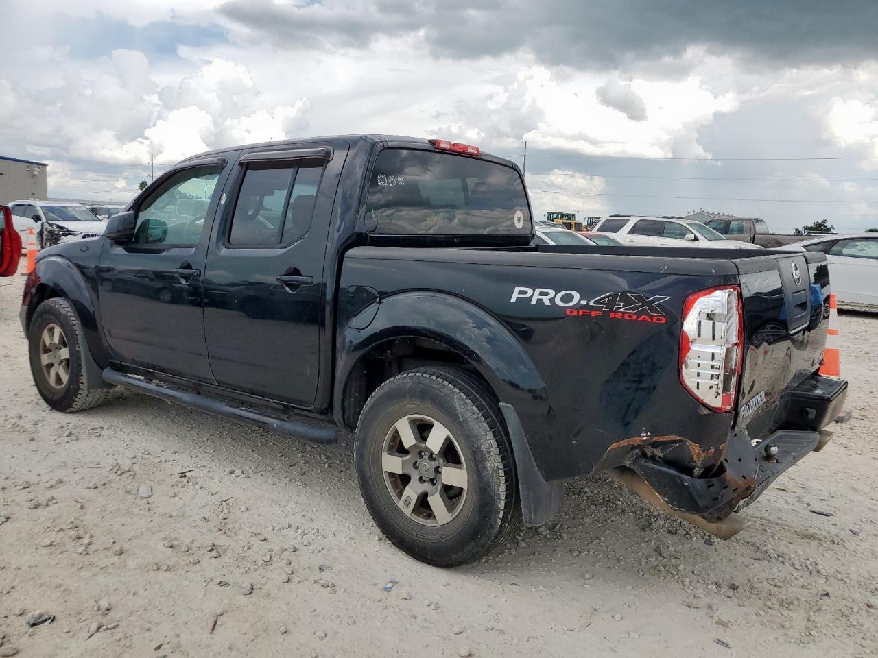 NISSAN FRONTIER 2012 VIN 1N6AD0EV4CC471310 photo 2