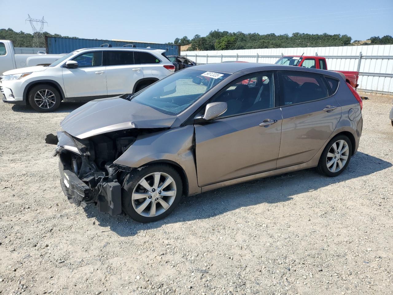 2013 Hyundai Accent Gls for Sale in Anderson, CA - Front End