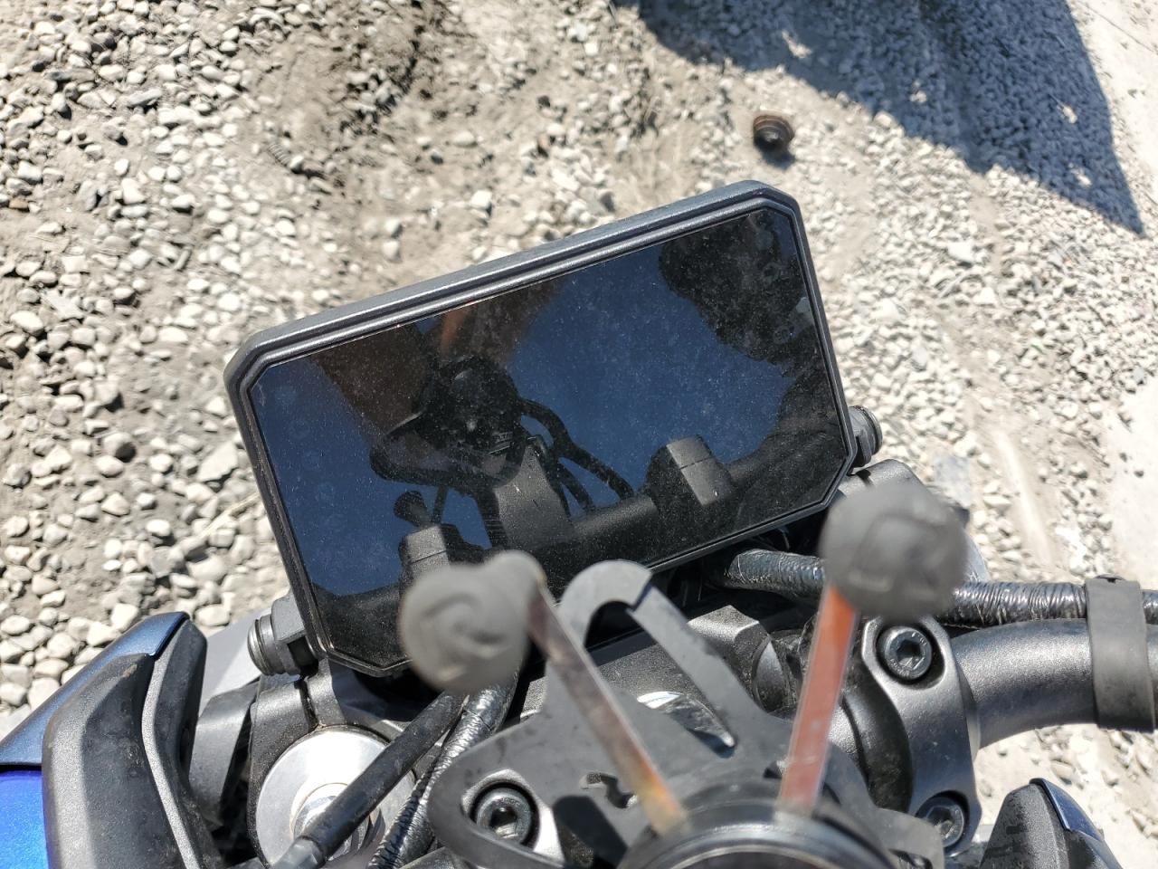 YAMAHA MT09 2024 VIN JYARN94E1RA001289 фото 7