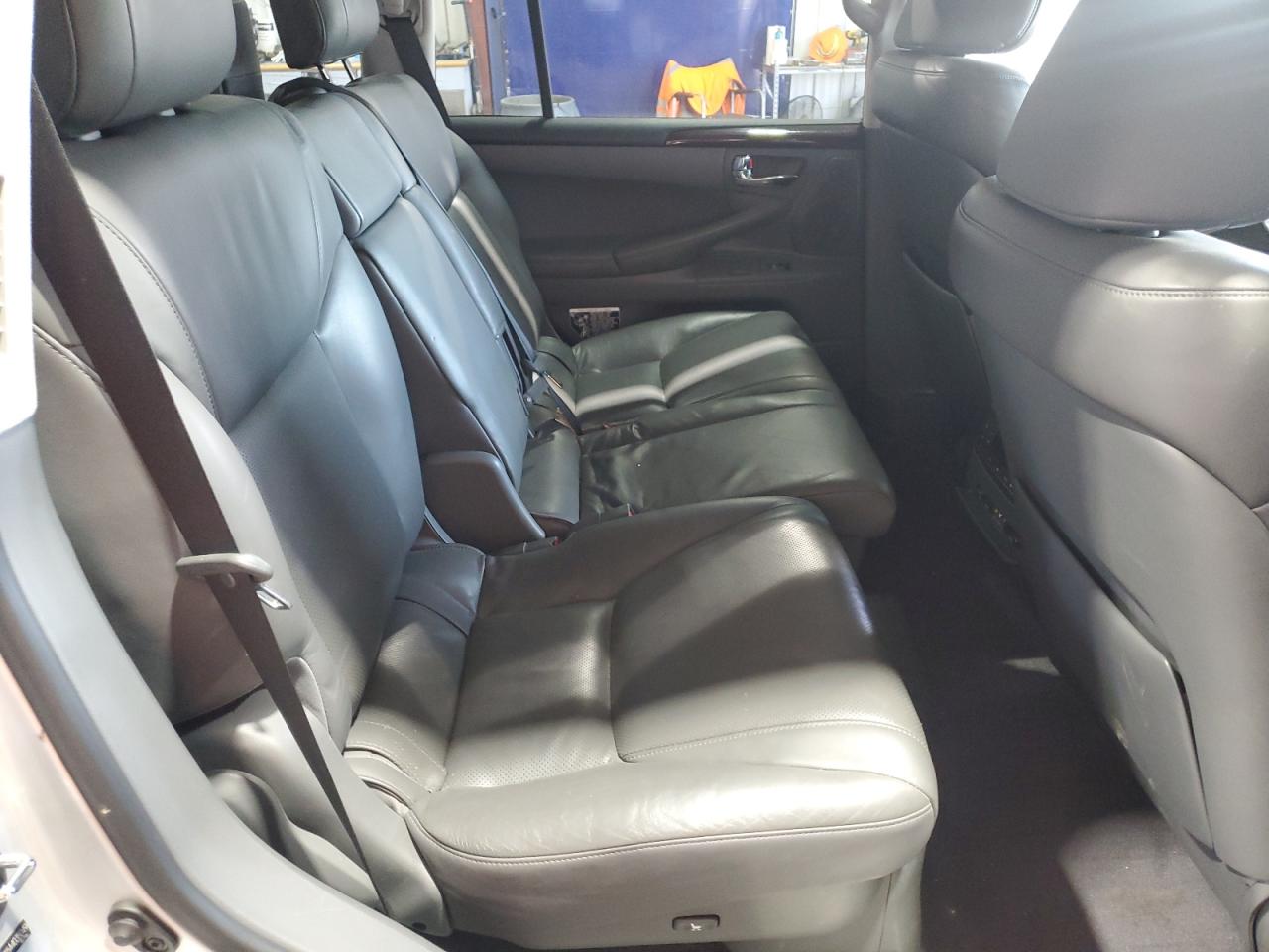 2010 Lexus Lx 570 VIN: JTJHY7AX6A4035049 Lot: 62774475