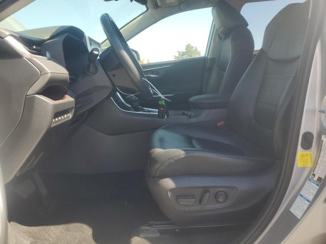  TOYOTA RAV4 2021 Srebrny