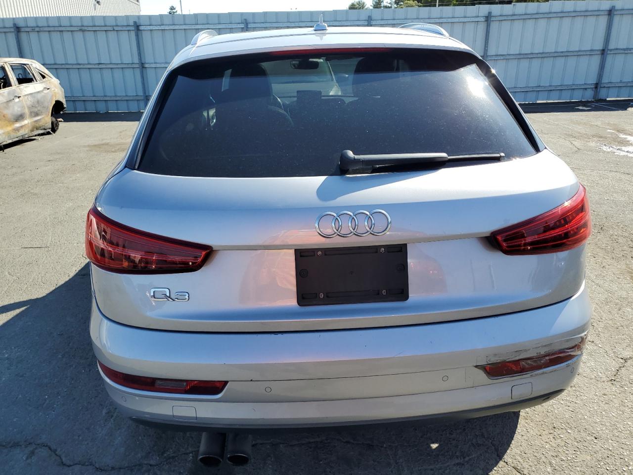 2018 Audi Q3 Premium Plus VIN: WA1HCCFS3JR000215 Lot: 62155605
