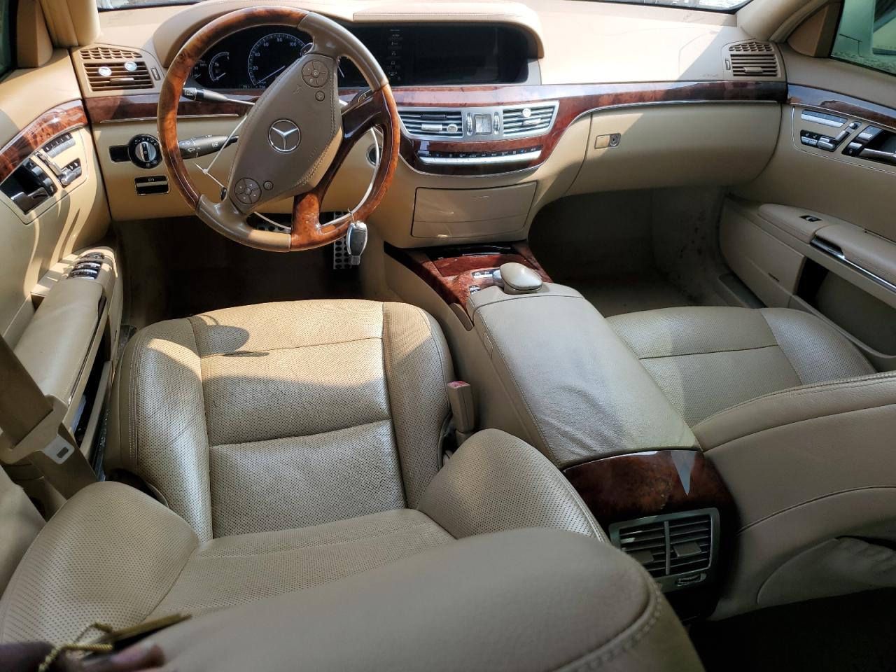 2010 Mercedes-Benz S 550 VIN: WDDNG7BB7AA290229 Lot: 59043885
