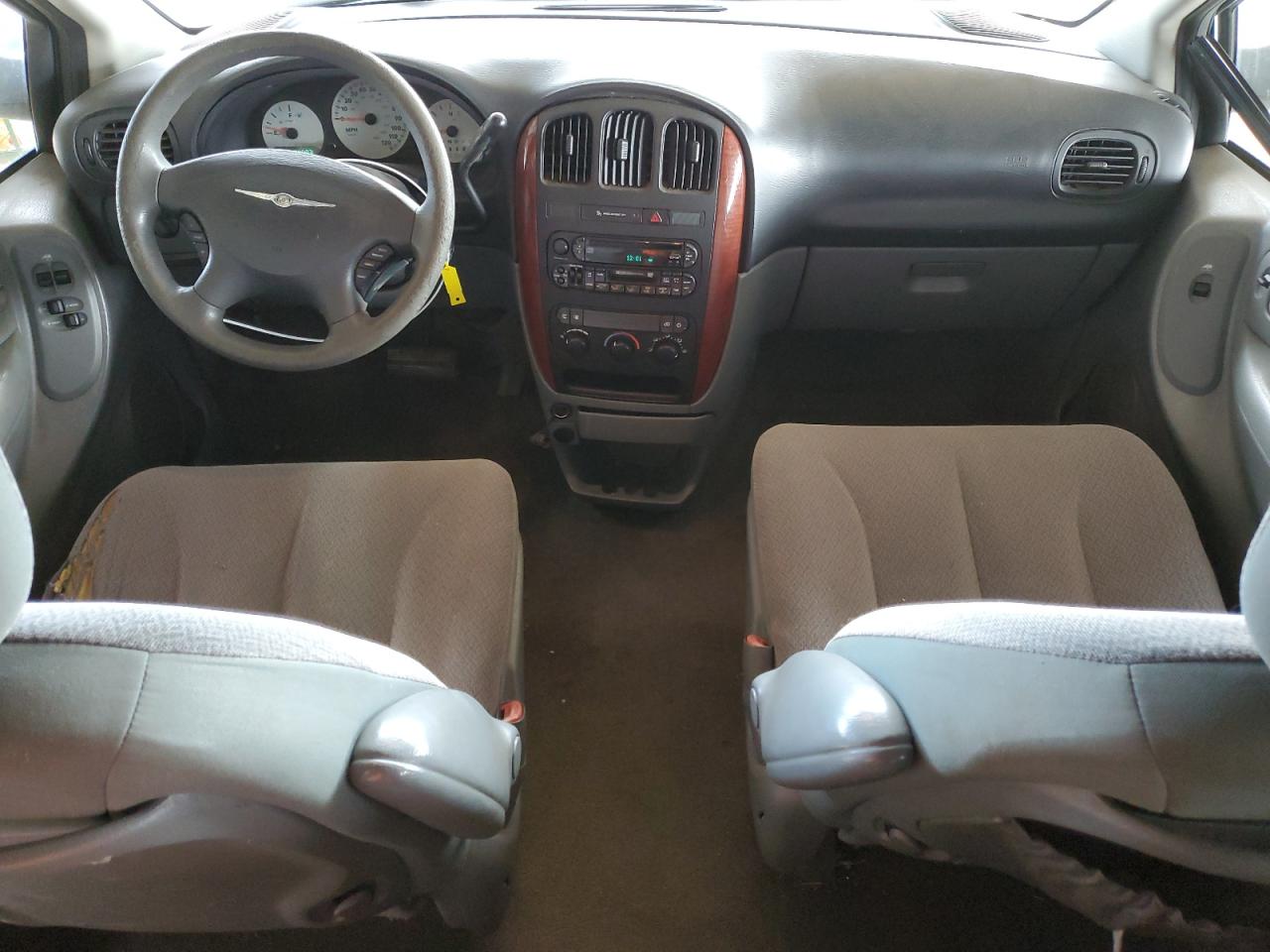 2006 Chrysler Town & Country VIN: 1A4GP45R46B702807 Lot: 60378335
