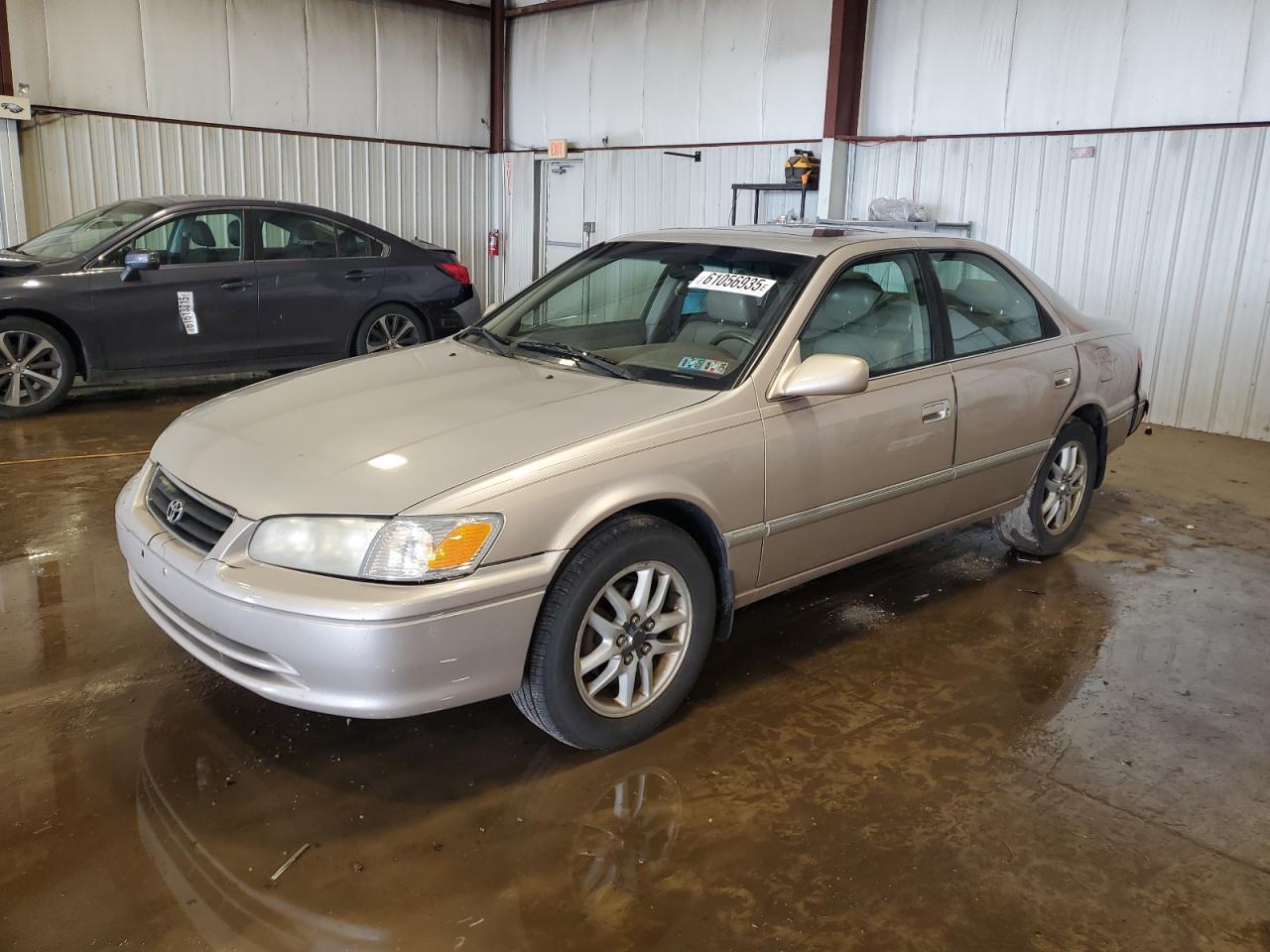 Pennsburg, PA에서 판매 중인 2000 Toyota Camry Le - Rear End