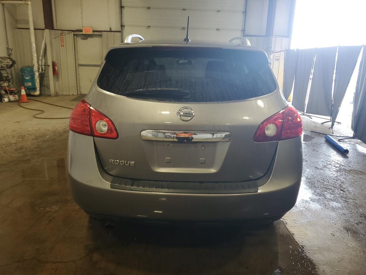 2015 Nissan Rogue Select S VIN: JN8AS5MV3FW256984 Lot: 59552185
